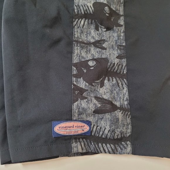 Vineyard Vines Men's Board Shorts Swimming Trunks  Size 30 - Picture 10 of 10